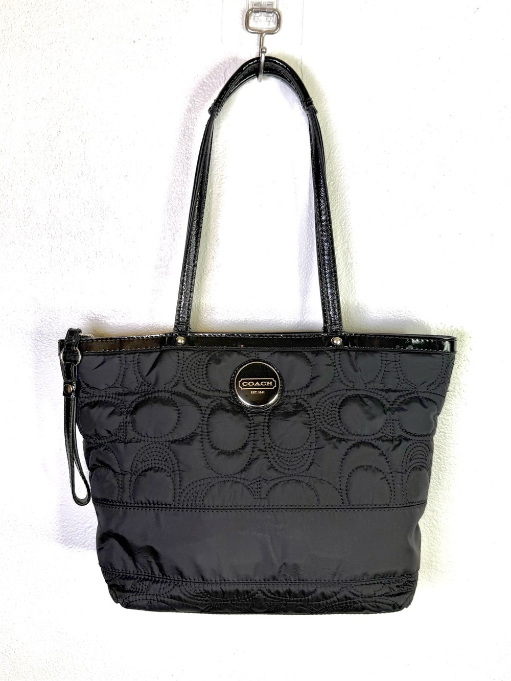 Coach Authentic Black Quilt Stitch Nylon Tote Style F17668